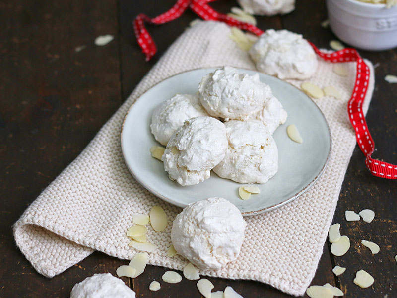 Mandelmakronen | Bake to the roots