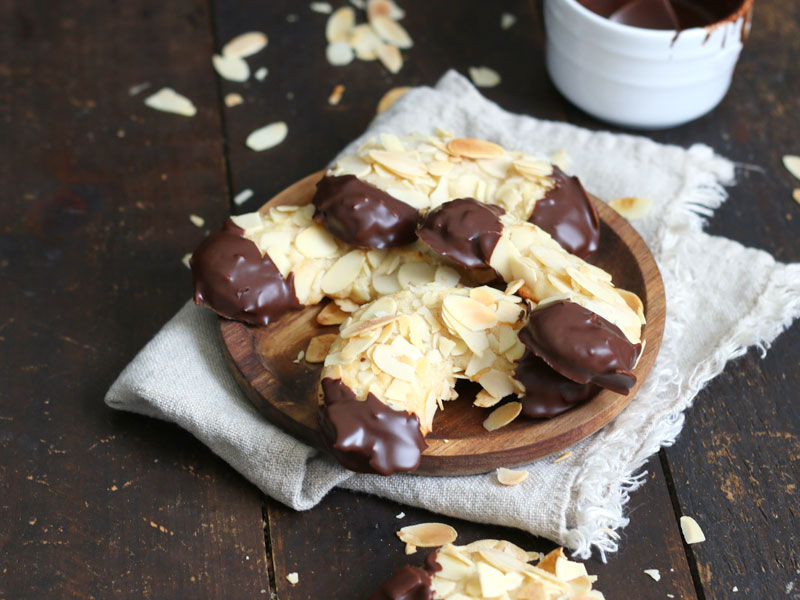 Mandelhörnchen | Bake to the roots