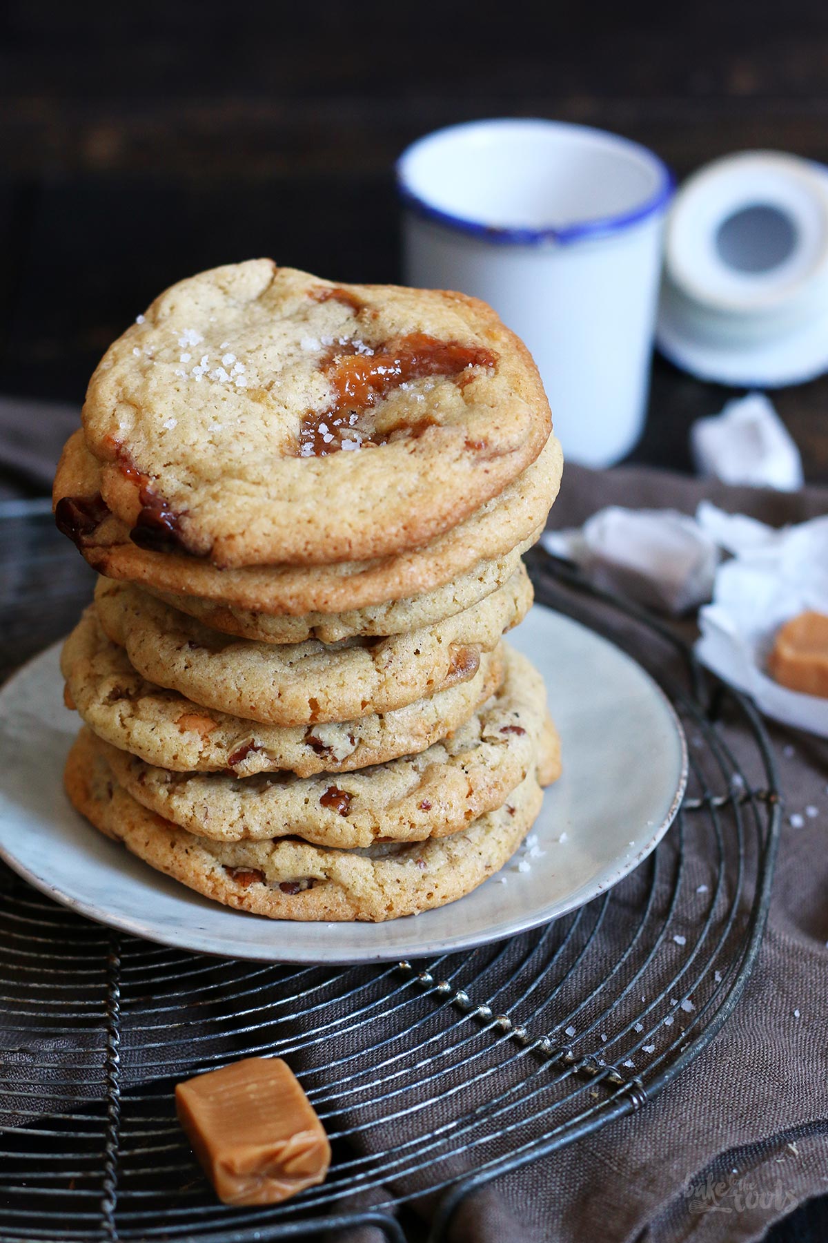 Salted Caramel Cookies | Bake to the roots