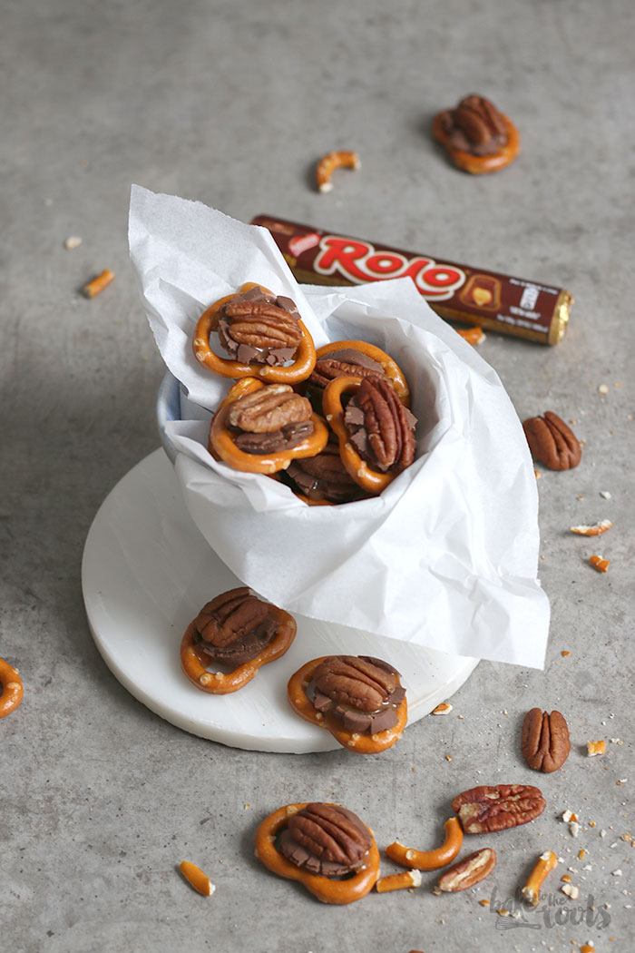 Pretzel Chocolate Caramel Pecan Snack | Bake to the roots