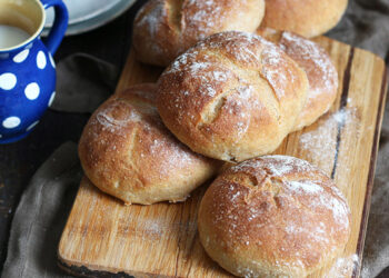Kartoffel Dinkel Vollkorn Brötchen | Bake to the roots