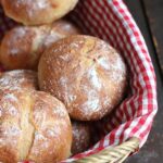 Kartoffel Dinkel Vollkorn Brötchen | Bake to the roots