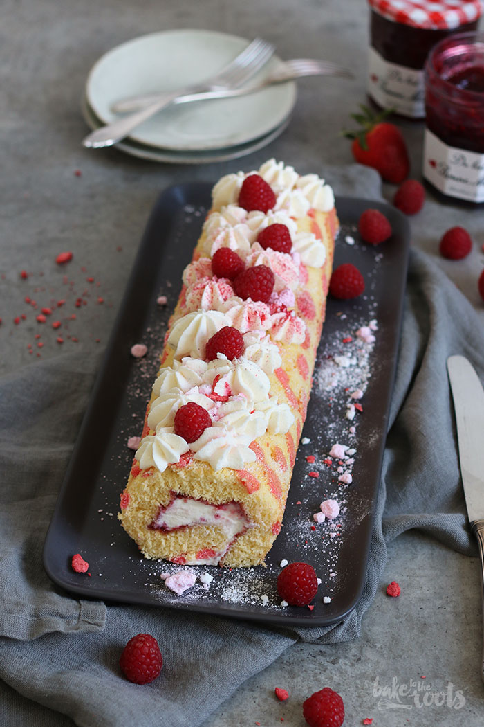 Raspberry Cake Roll | Bake to the roots