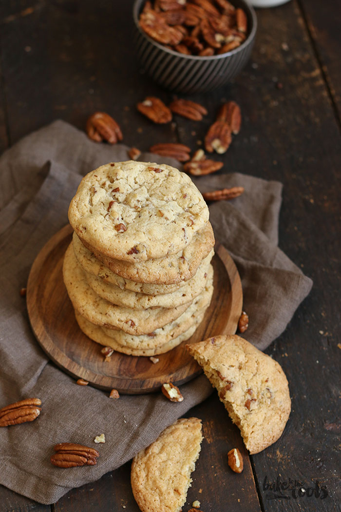 Maple Pecan Cookies | Bake to the roots