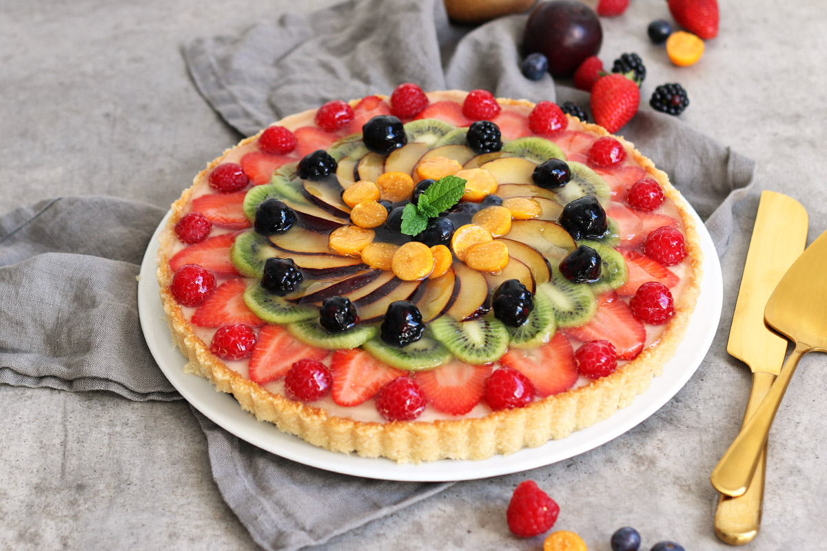 Coconut Pudding Tart with Fresh Fruits | Bake to the roots