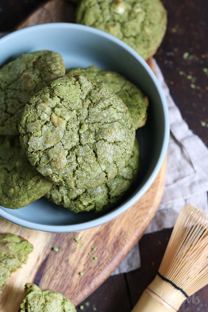 Matcha White Chocolate Cookies | Bake to the roots