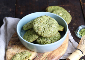 Matcha White Chocolate Cookies | Bake to the roots
