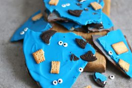 Cookie Monster Cookie Bark | Bake to the roots