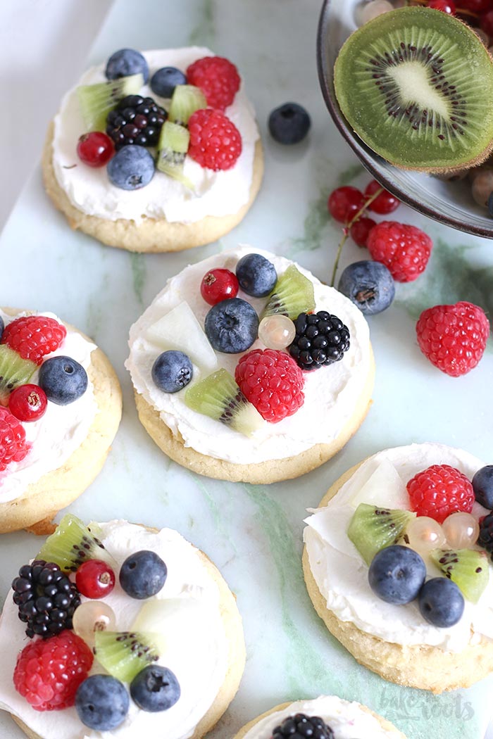 Mini Cookie Fruit Pizza | Bake to the roots