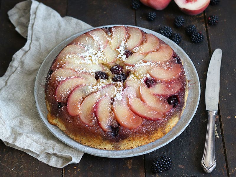 Peach Blackberry Upside Down Cake | Bake to the roots