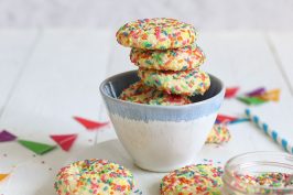 Easy Funfetti Cookies | Bake to the roots