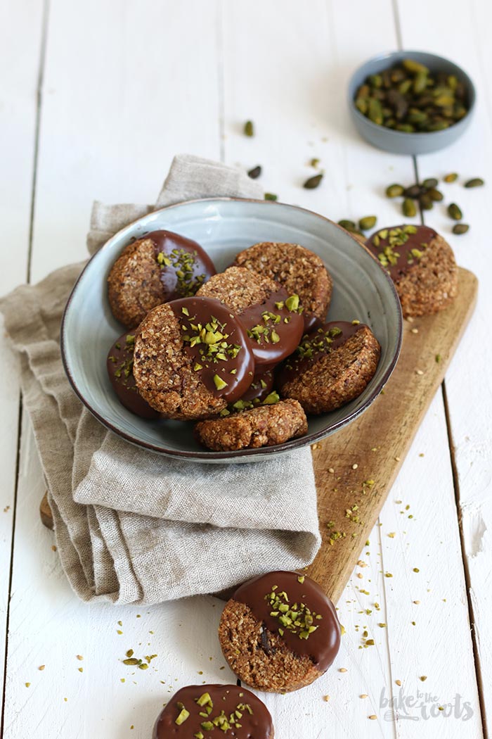 Vegan Tahihi Date Pistachio Cookies | Bake to the roots
