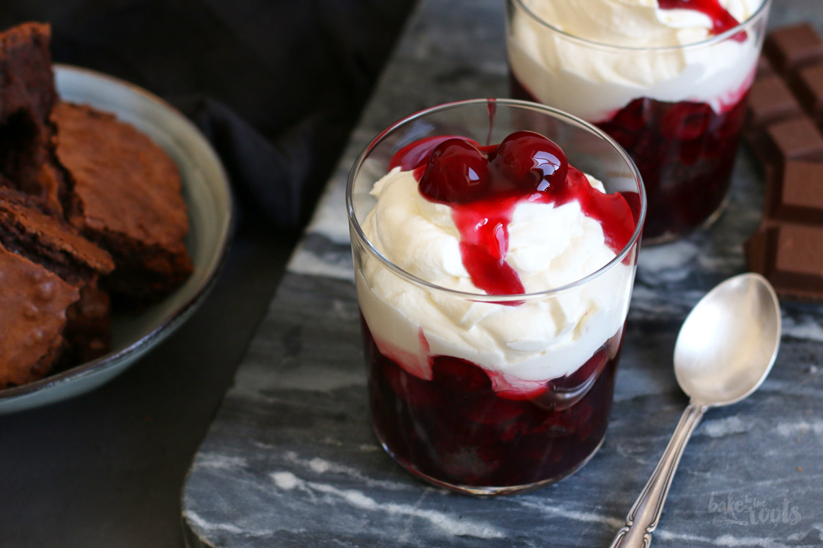 Schwarzwälder Brownie Schichtdessert | Bake to the roots