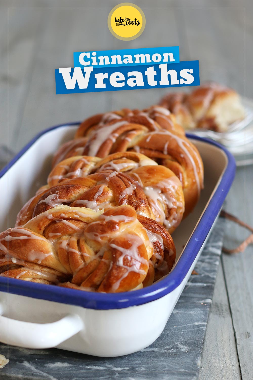 Mini Cinnamon Wreaths aka. Kanelbullar aka. Zimtkringel | Bake to the roots