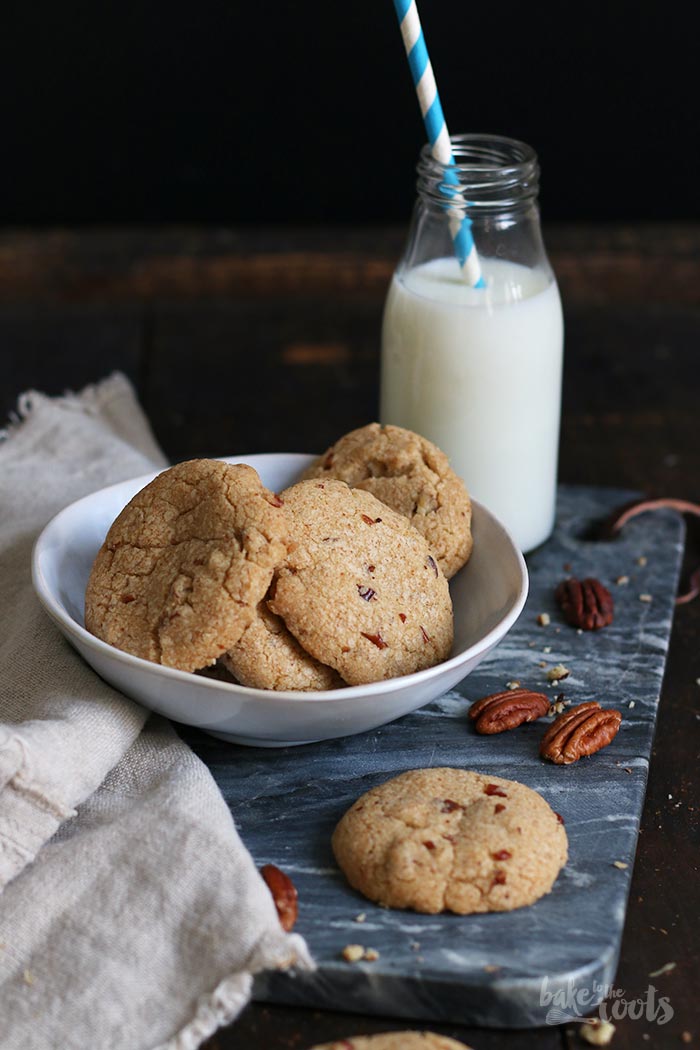 Vegan Pecan Cookies | Bake to the roots
