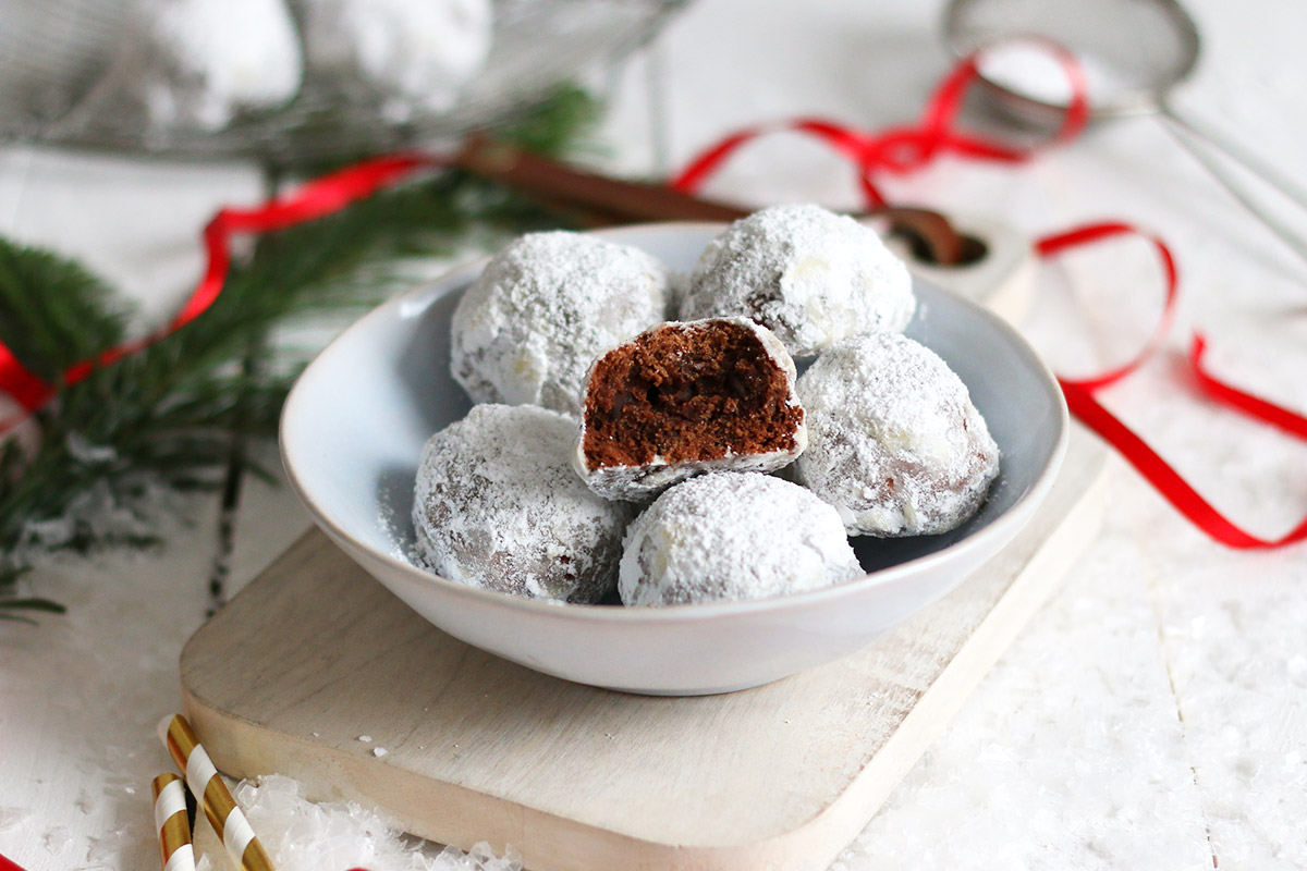 Schoko Schneebälle mit Baileys | Bake to the roots