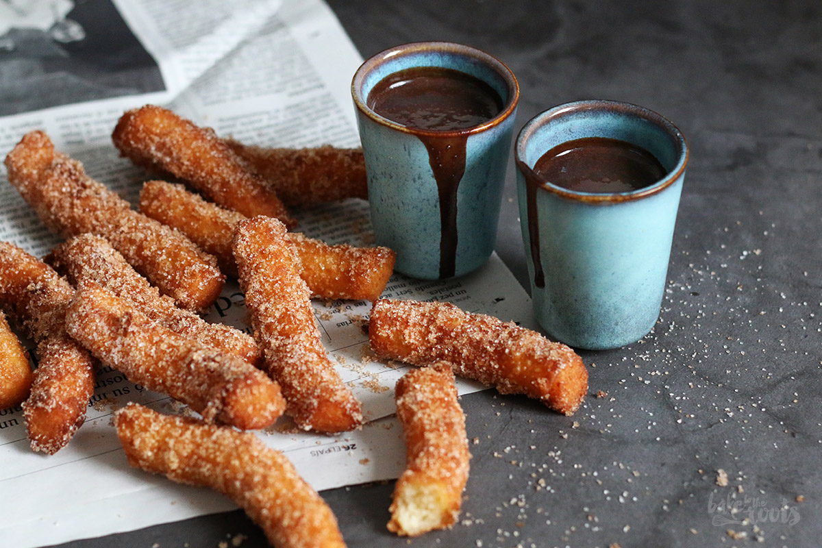 Churros mit Schokoladensoße | Bake to the roots