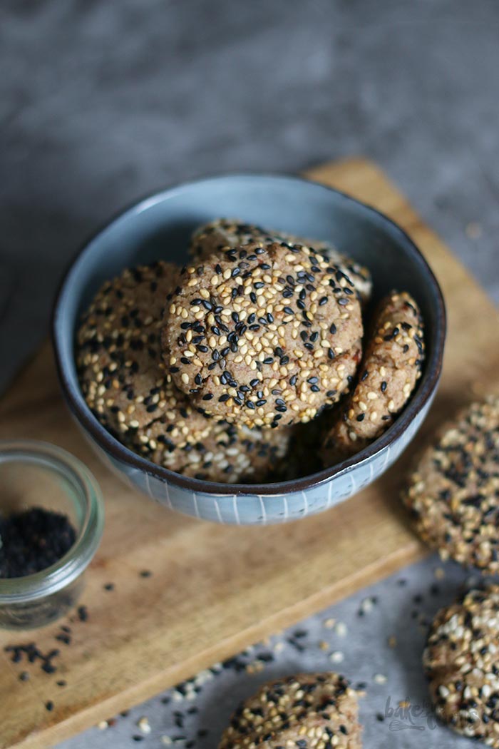 Almond Tahini Cookies (sugar-free) | Bake to the roots