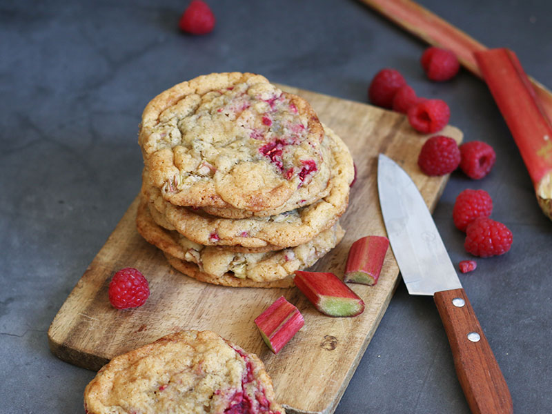 Rhubarb Raspberry Cookies | Bake to the roots