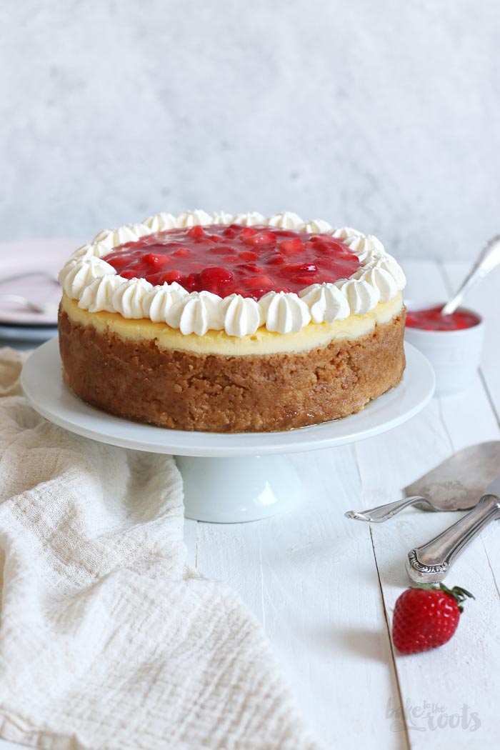 Strawberry Cheesecake | Bake to the roots