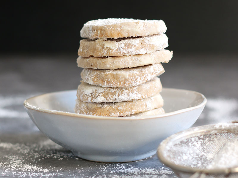 Rum Meltaways | Bake to the roots