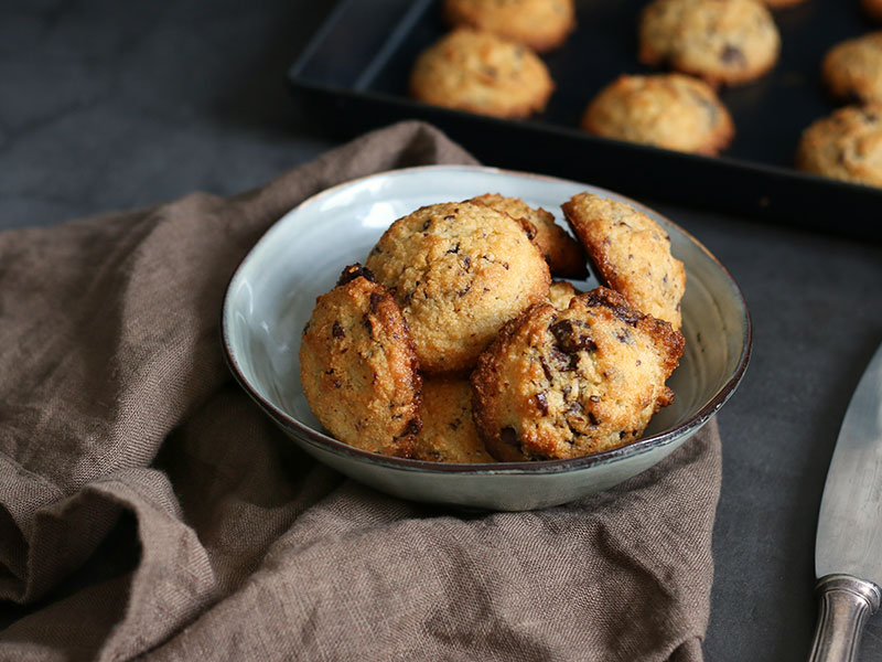 Sugar-Free Chocolate Chip Cookies | Bake to the roots