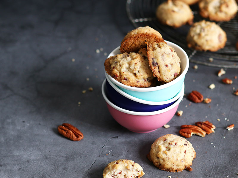Sugar Free Pecan Cookies | Bake to the roots