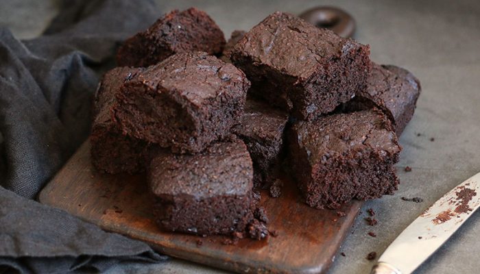 Keto Brownies | Bake to the roots