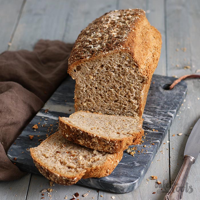 Schnelles Körnerbrot | Bake to the roots Schnelles Körnerbrot | Bake to the roots