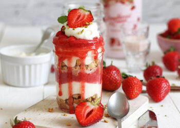 Strawberry Tiramisu | Bake to the roots