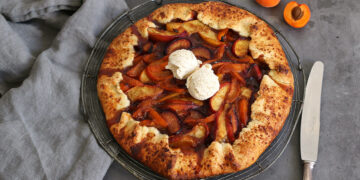 Aprikosen Pflaumen Nektarinen Galette | Bake to the roots