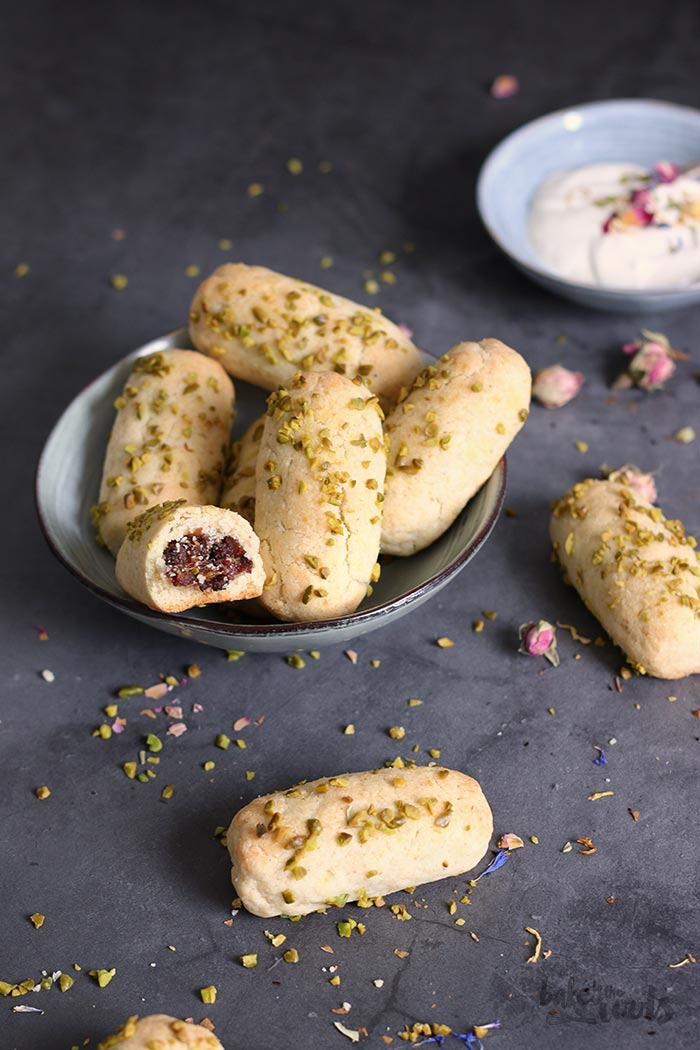 Date Pistachio Ma'amoul | Bake to the roots