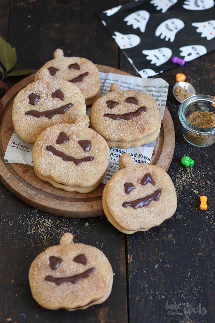 Jack O'Lantern Cookies | Bake to the roots