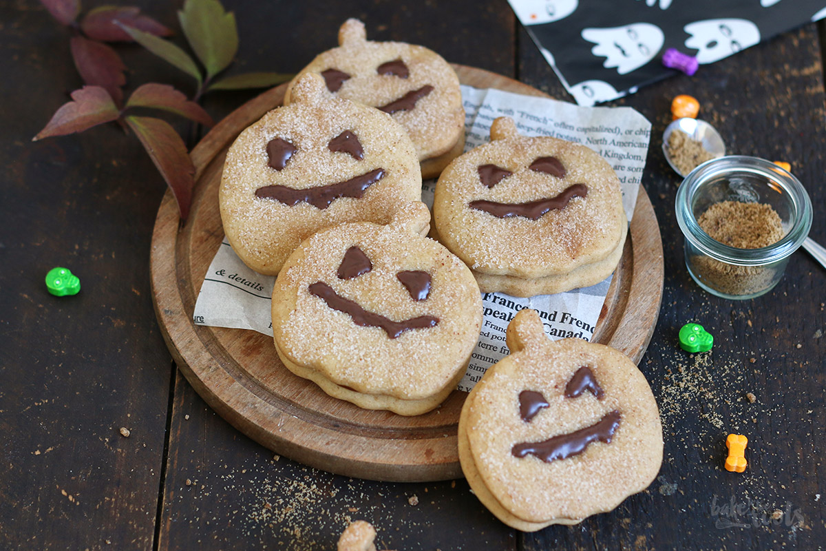 Jack O'Lantern Cookies | Bake to the roots