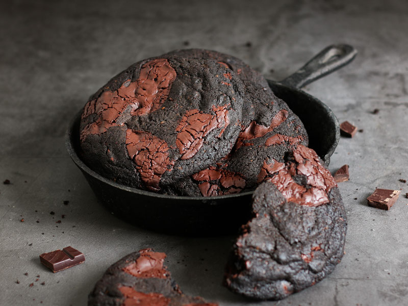 XXXL Double Chocolate Cookies | Bake to the roots