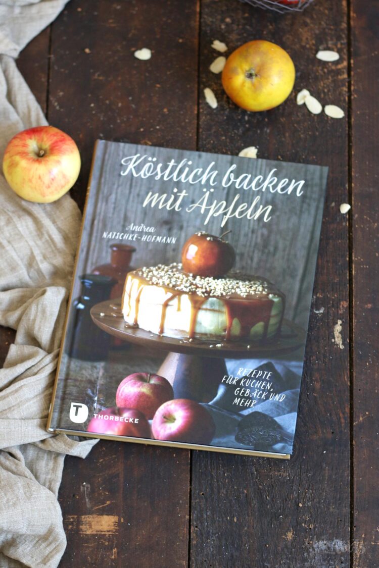 Apfel Schmand Kuchen | Bake to the roots