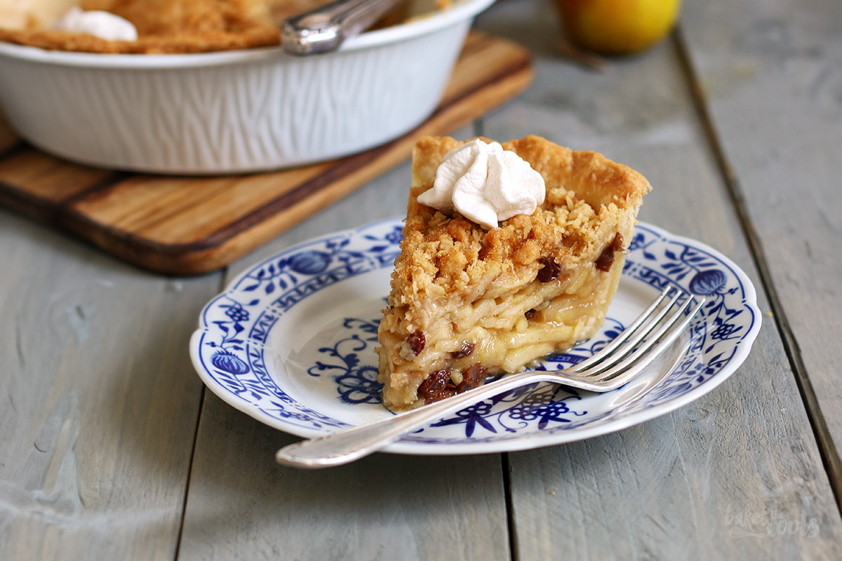 Apple Crumble Pie | Bake to the roots