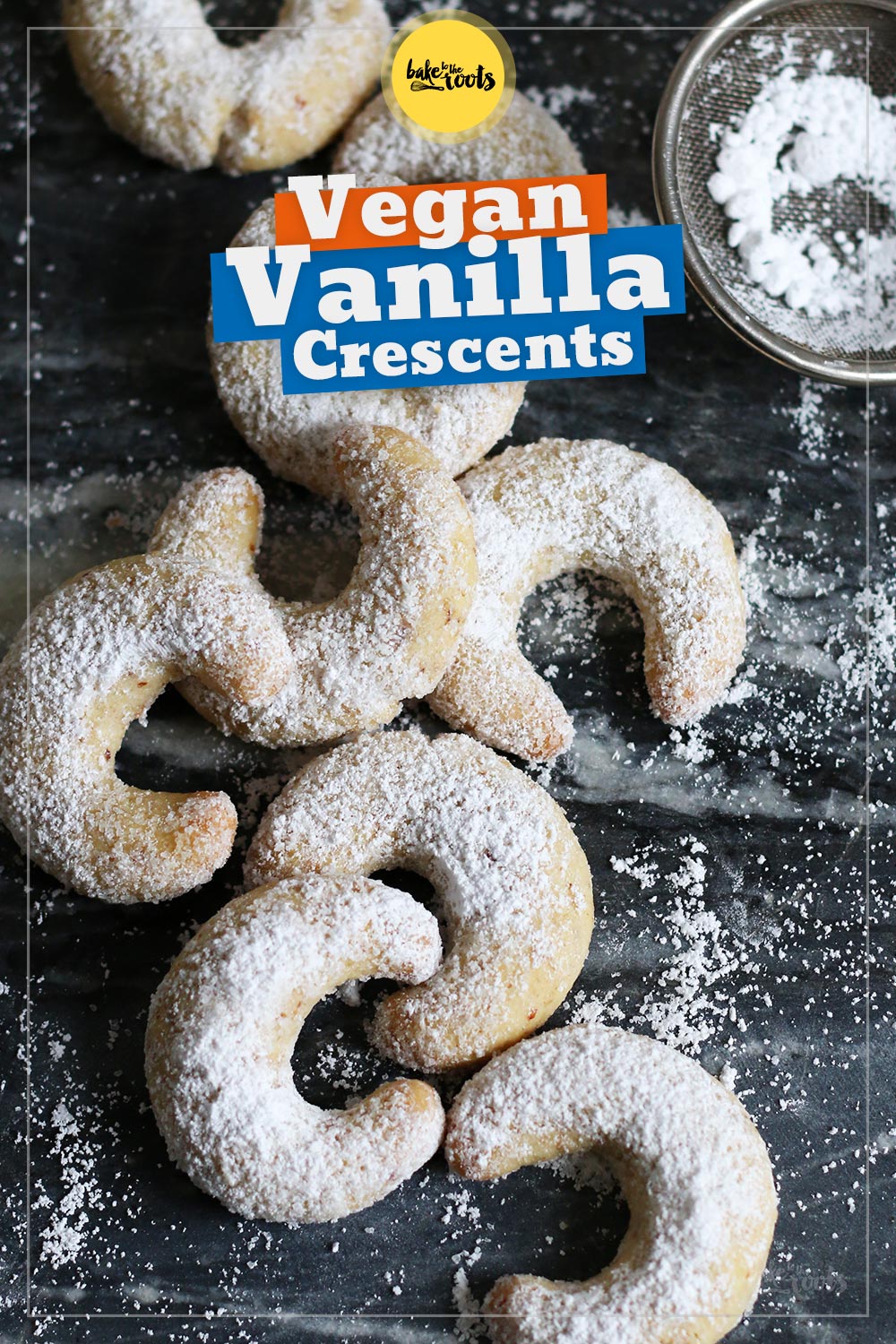 Vegan Vanilla Crescents (German Christmas Cookies) | Bake to the roots