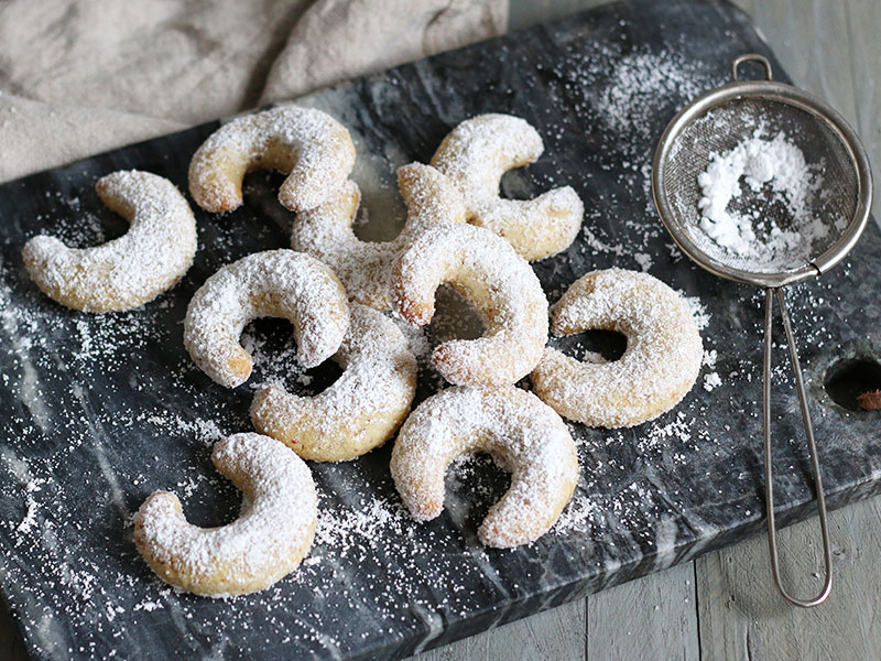 Vegane Vanillekipferl | Bake to the roots