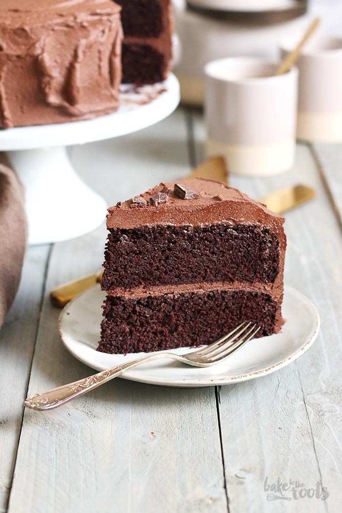 Keto Chocolate Cake (sugar-free & low-carb) | Bake to the roots