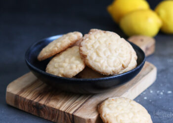 Stamped Citrus Shortbread Cookies | Bake to the roots