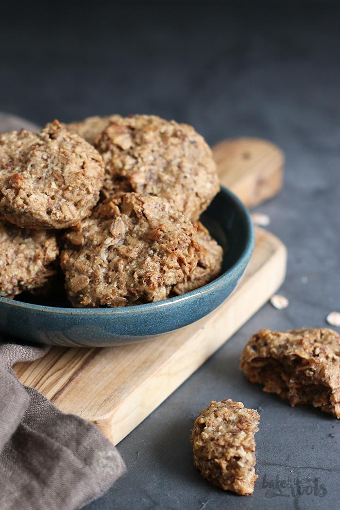 Vegane Dinkelflocken Cookies | Bake to the roots