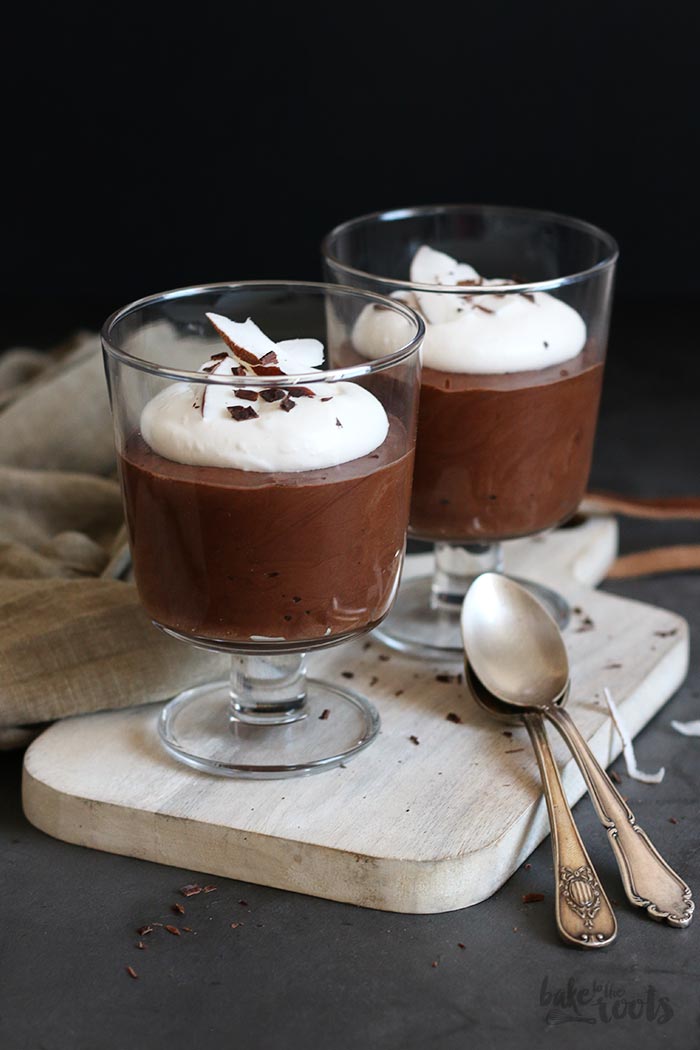 Vegan Coconut Chocolate Mousse | Bake to the roots
