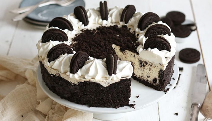 No-Bake Oreo Cheesecake | Bake to the roots