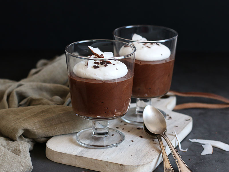 Vegan Coconut Chocolate Mousse | Bake to the roots