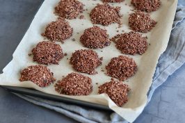 Sugar-Free No-Bake Amaranth Chocolate Cookies | Bake to the roots
