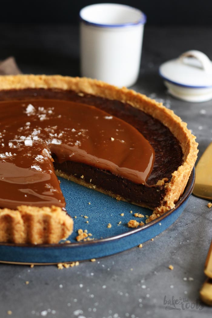 Oreo Salted Caramel Chocolate Tart | Bake to the roots