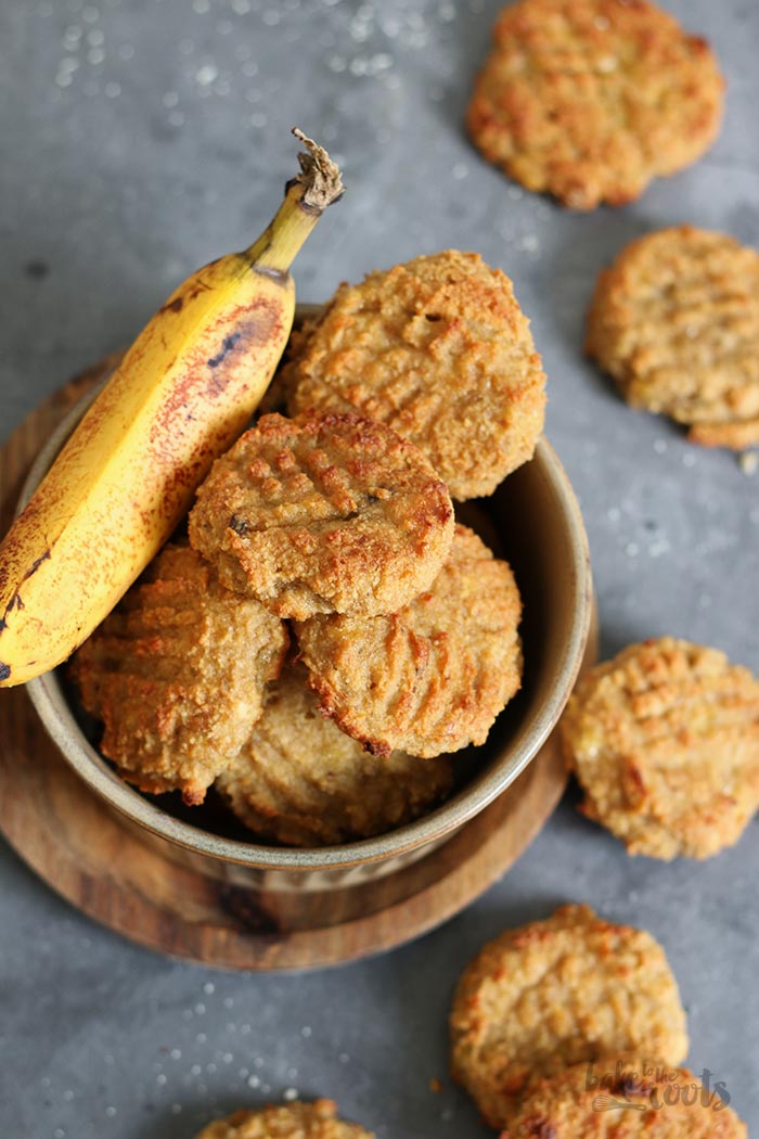Peanut Butter Banana Bread Cookies | Bake to the roots