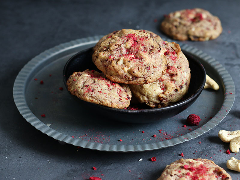 Raspberry Cashew White Chocolate Cookies | Bake to the roots