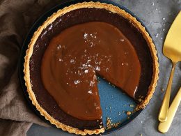 Oreo Salted Caramel Chocolate Tart | Bake to the roots